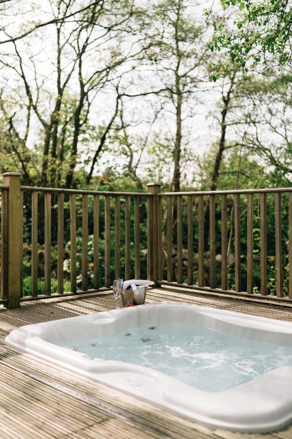 Riverbeds - Luxury Wee Lodges With Hot Tubs Glencoe Eksteriør bilde